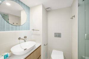 Burleigh_Beach_Tower-Ocean_View_ Apartment-10B (2)