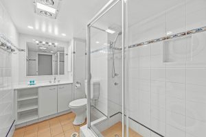 burleigh-beach-towers-apartment-GF-(2)