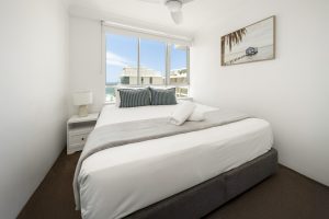 burleigh-heads-ocean-view-apartment-9D (2)