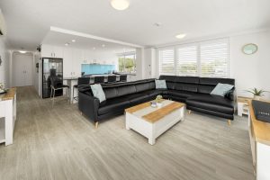burleigh-heads-ocean-view-apartment-7F (3)